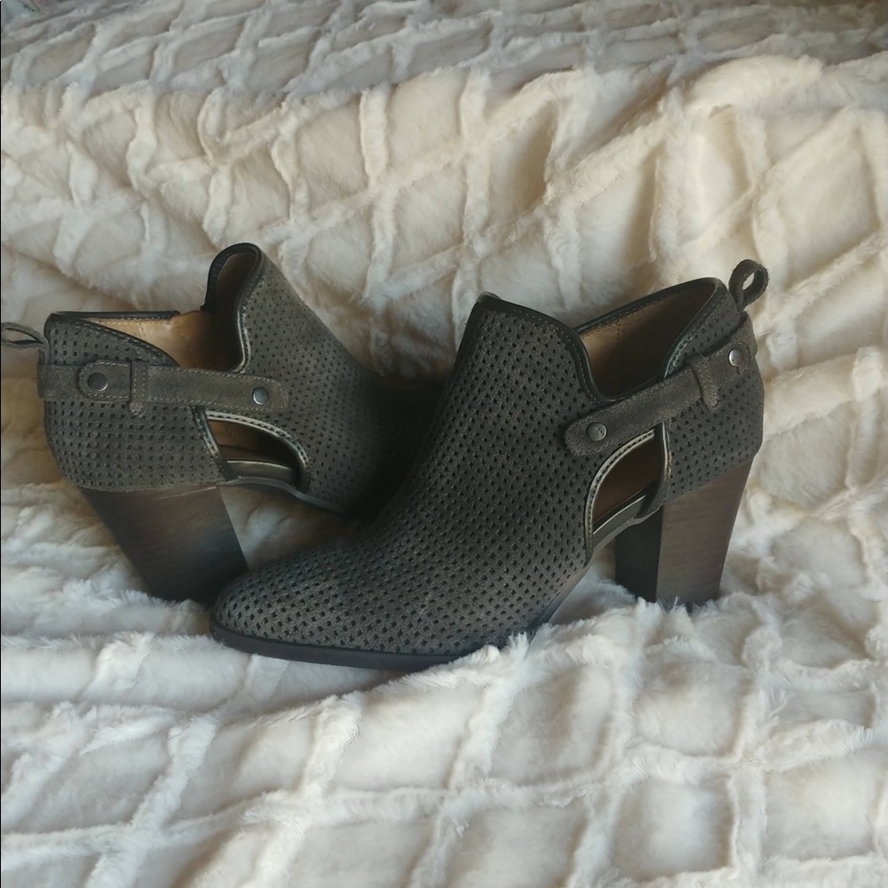 Heeled Bootie